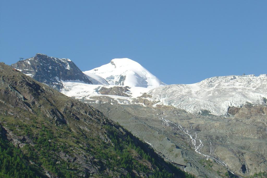 Apartmenthaus Holiday Saas Fee المظهر الخارجي الصورة