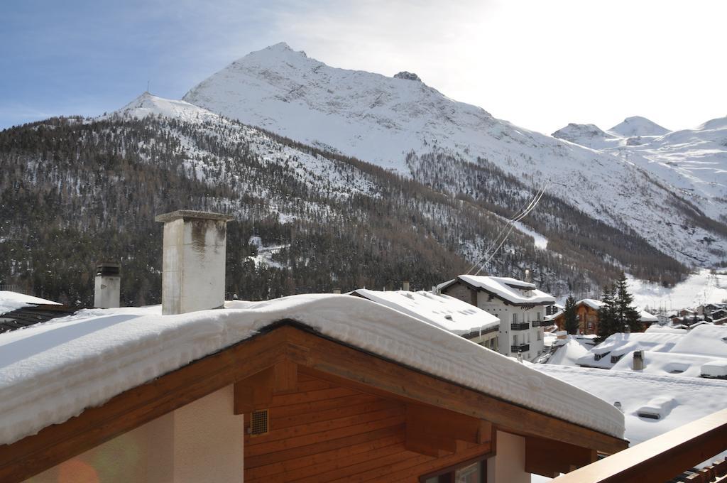 Apartmenthaus Holiday Saas Fee المظهر الخارجي الصورة